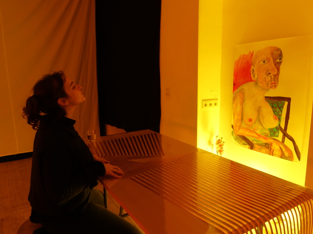 Listening at the interactive table